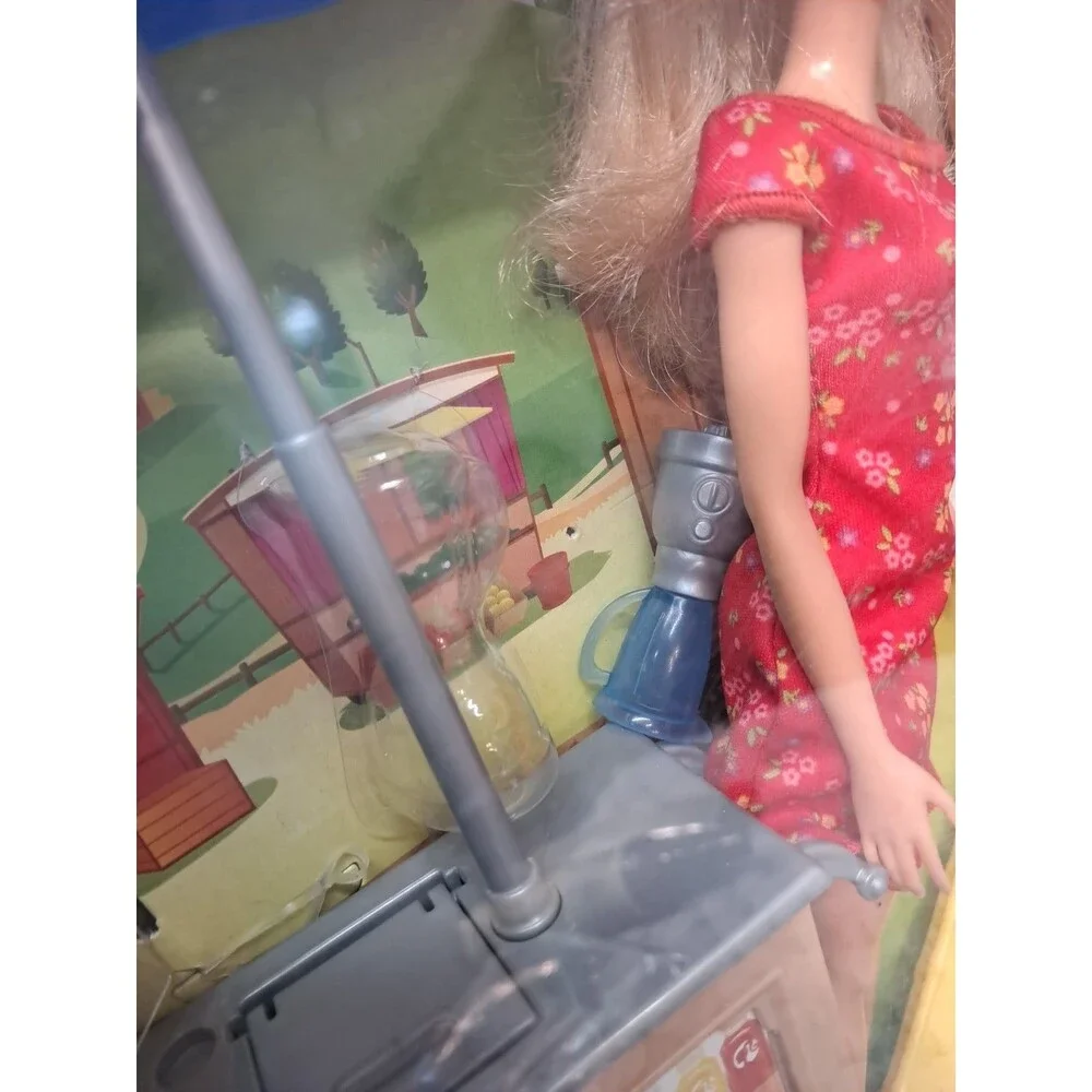 Barbie Sweet Orchard Farm Produce & Juice Stand Market 2019 with Box Fruit Doll